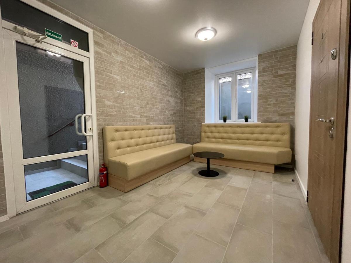 Modern Guest House In City Center I Room 3 VNO Exteriör bild